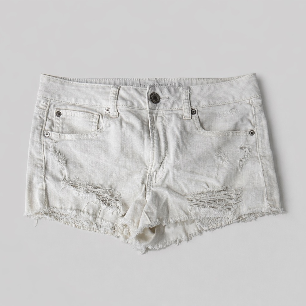 American Eagle Outfitters Women's Cream Distressed Jean Shorts